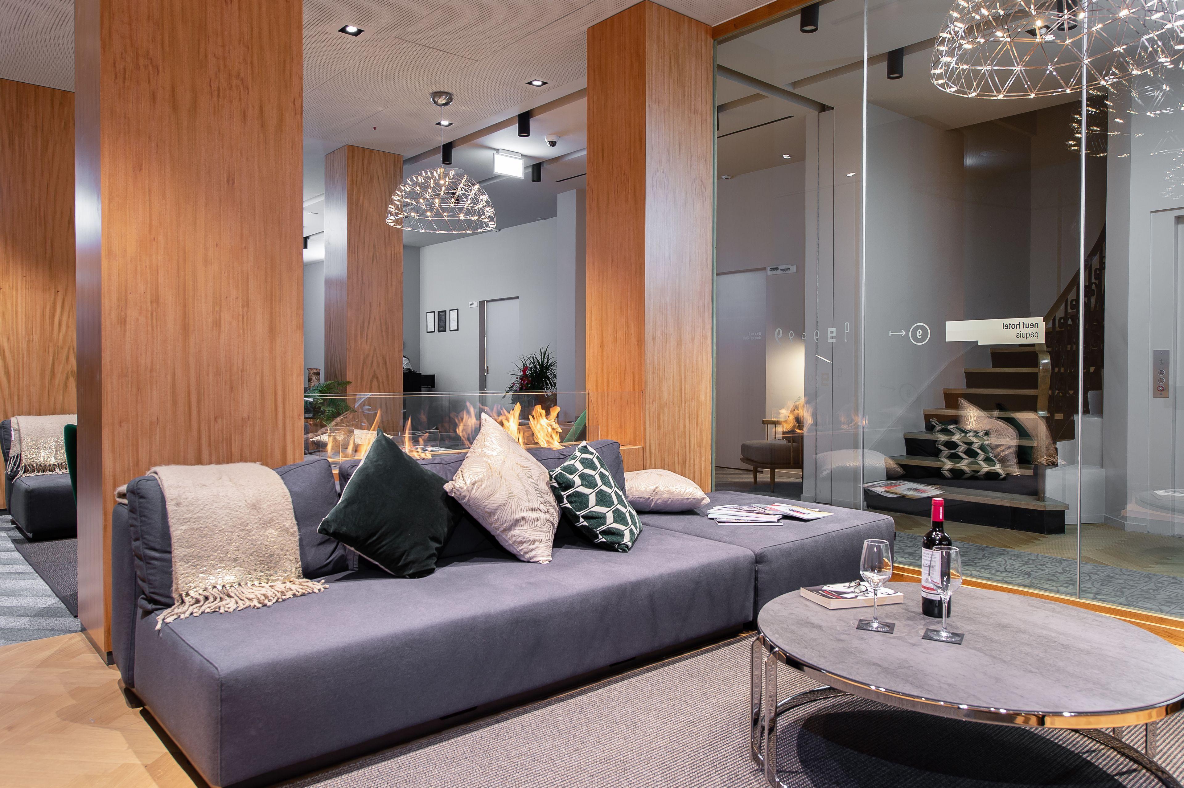 9hotel Paquis Hotel