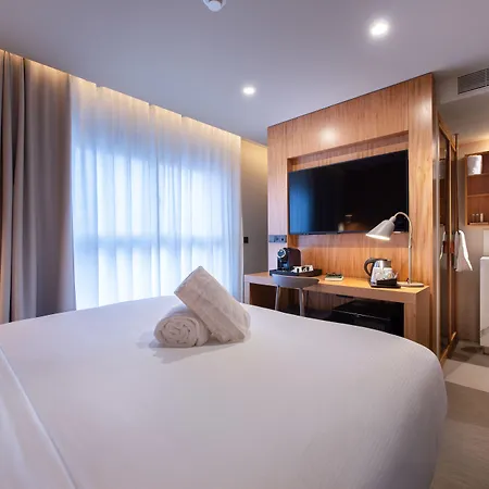 9hotel Paquis Hotel